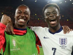 Saka Puji Eze: Kode Transfer ke Arsenal?