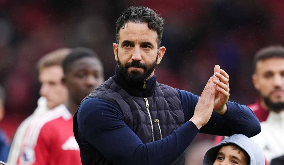 Seteru Setan Merah: Tanpa Striker Baru di Laga Perdana?