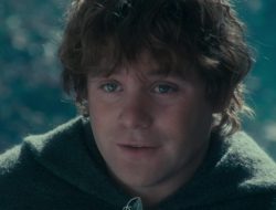 Bintang LOTR Incar Christina Aguilera Jadi Superhero?