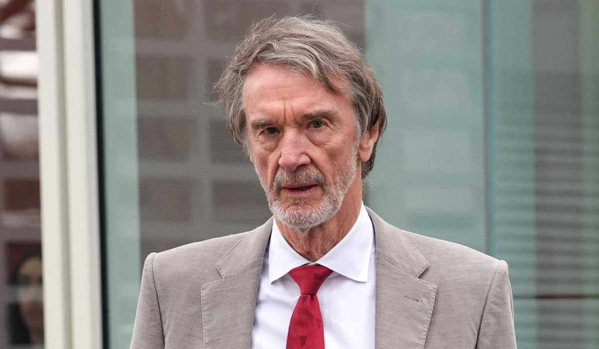 Stadion Baru MU Terancam!