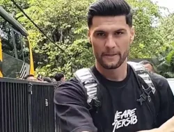 Persib Hadapi Tantangan Berat Lawan Persebaya