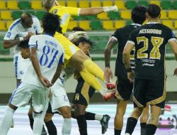 Dewa United Sikat Arema Alex Martins Gemilang