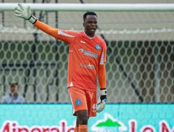 Benteng Kadu Gagah di Tengah Badai Pasifik